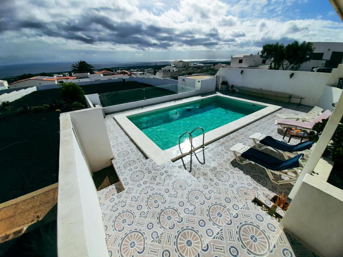 Villa Nirvana - Casa Marosenia Güime Exterior foto